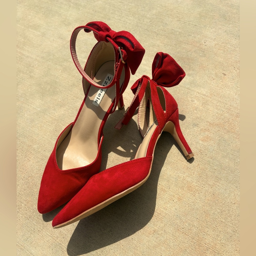 Zzheels Women's Closed Toe Heels Red Bow Pumps